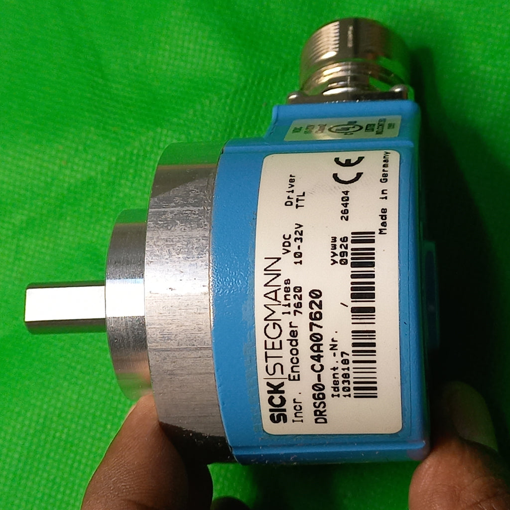 Sick DRS60-C4A07620, 1038187 | 7620 ppr | 10-32V, TTL /RS 422 | Face mount, 10 mm Shaft