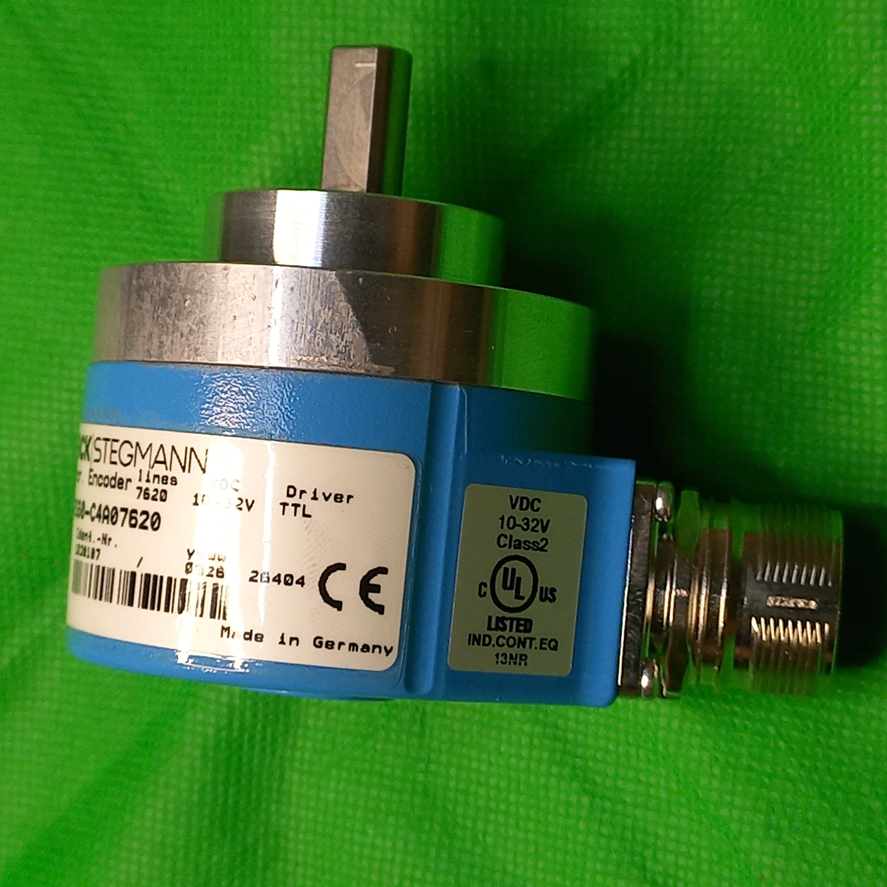 Sick DRS60-C4A07620, 1038187 | 7620 ppr | 10-32V, TTL /RS 422 | Face mount, 10 mm Shaft