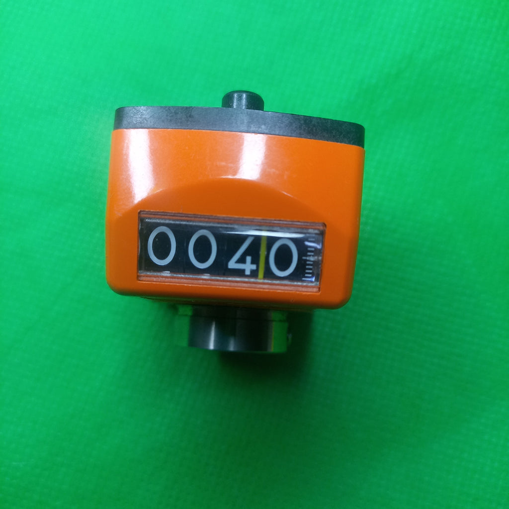 count up by 40 mm when shaft rotated clockwise, for SIKO Digital Position Indicator DAO4 ; DA04-02-40-1-e-14 | DA0402401exx