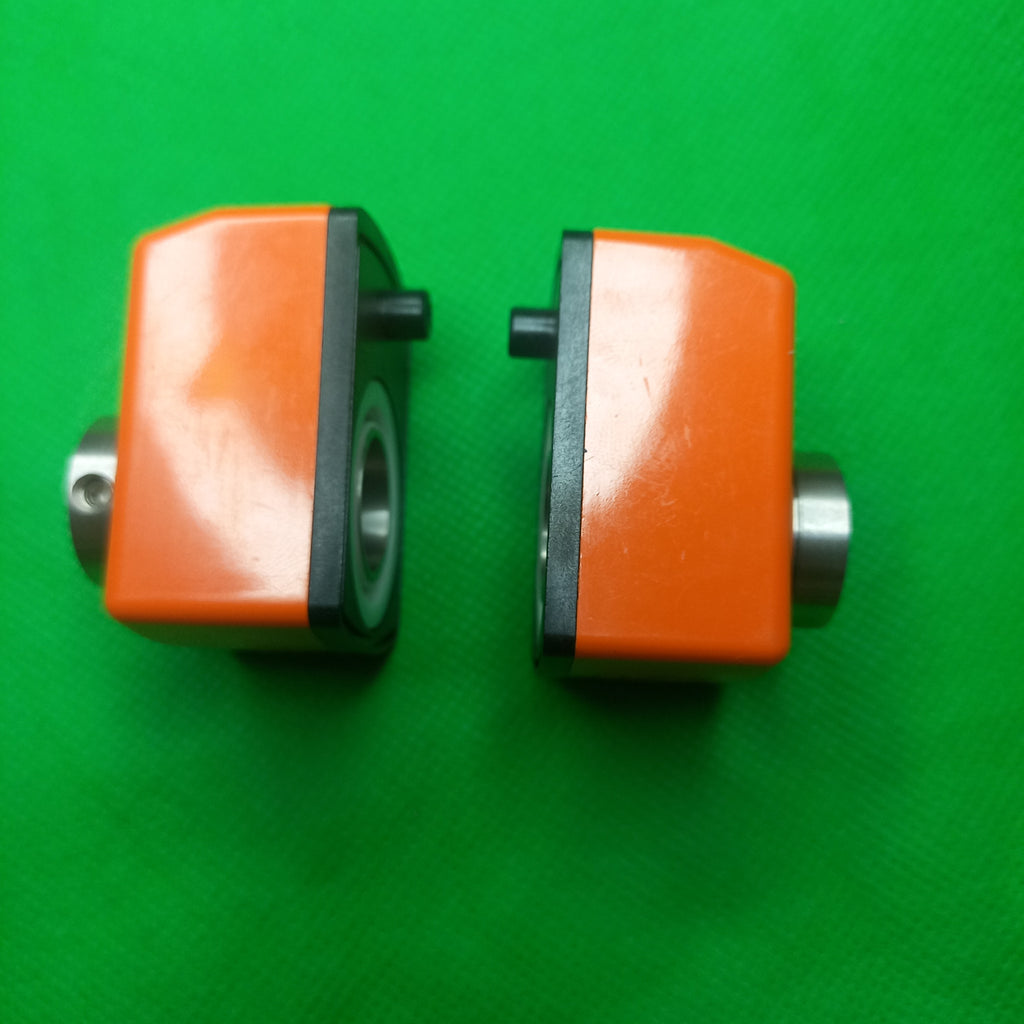 Right and left side views in one frame for DA04-02-80-1-e-14_MountPos=2, Incr/rev=80mm, in Counter Clockwise Direction, Decimal point =1, 14mmHollow
