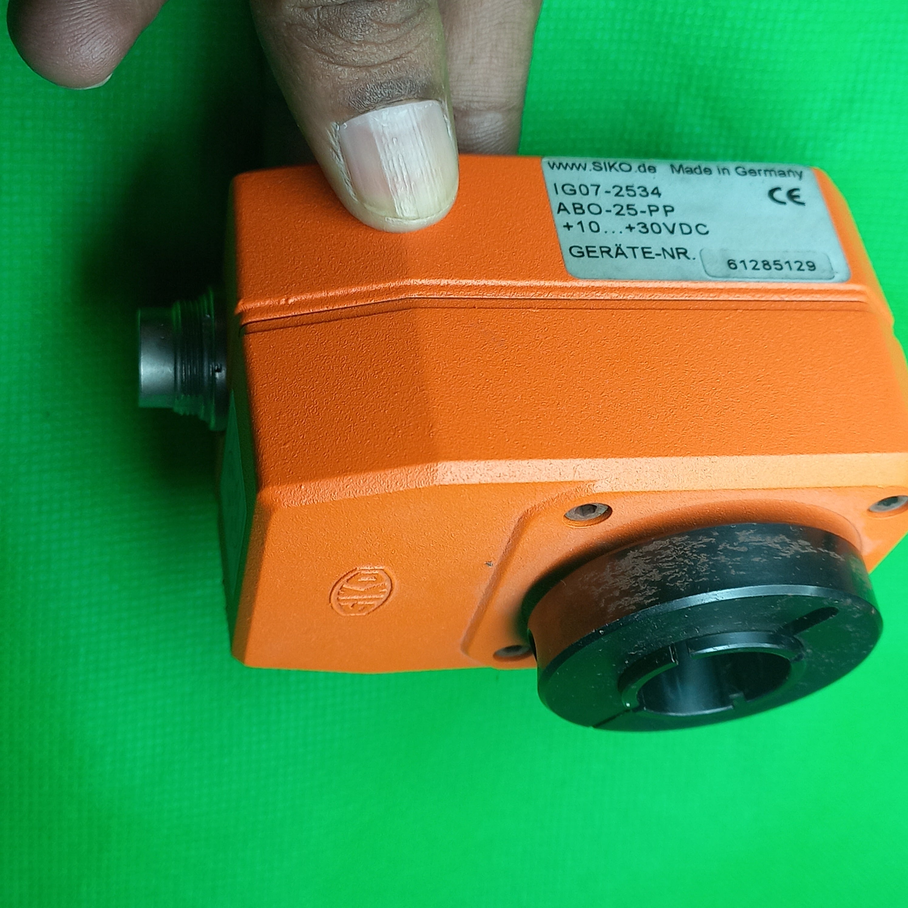 complete view of specification sticker connector and front hole
