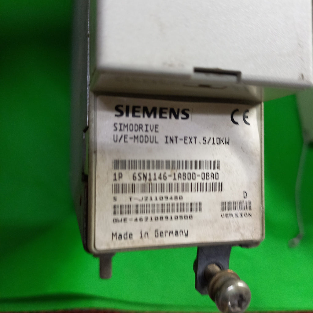 6SN1146-1AB00-0BA0 |&nbsp; SIMODRIVE 611-A/611-D Feed-in Module, 5/10 KW, Unregulated
UE-MOD.I/E.5KW 6SN1146-1AB00-0BA0