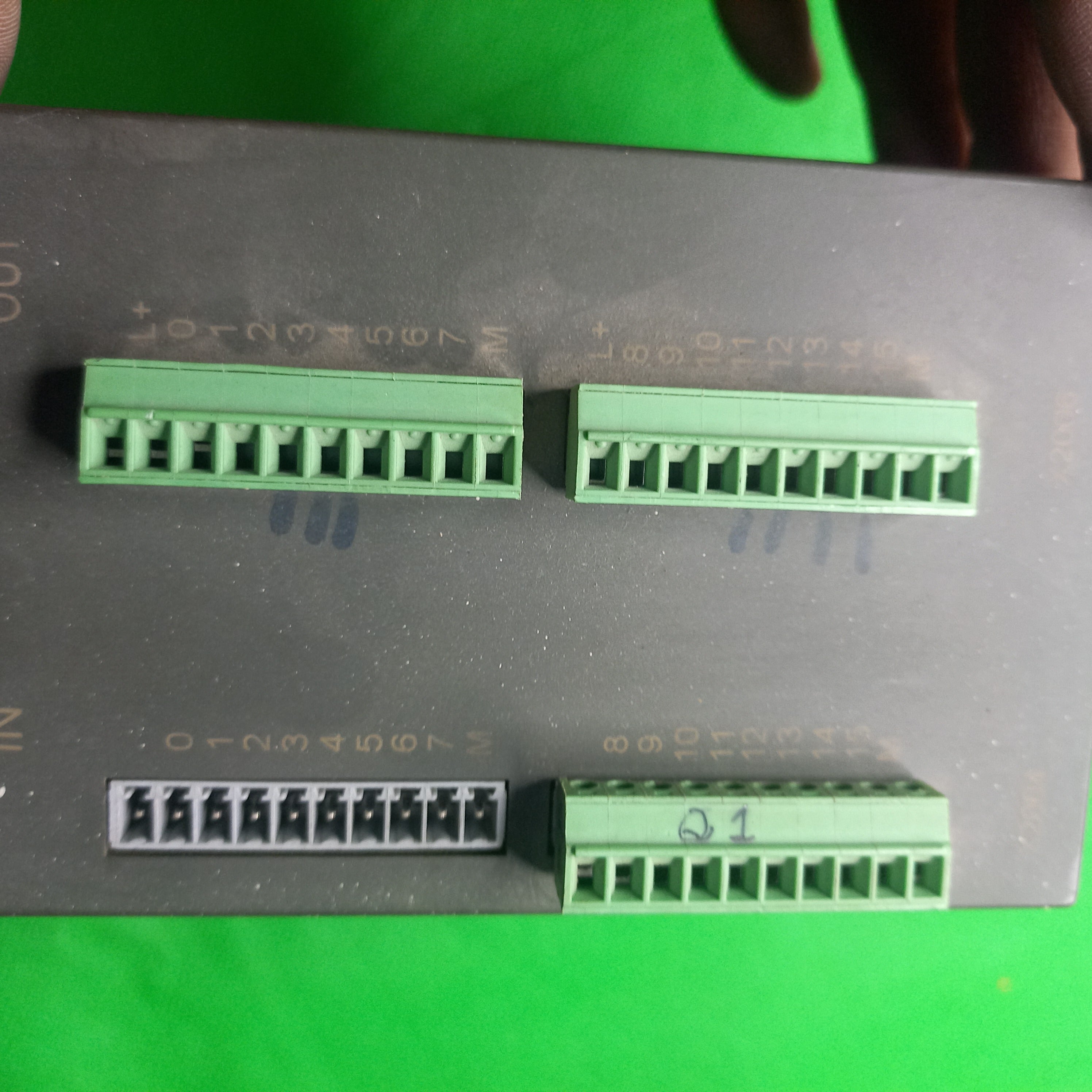Sinumerik 6FC5511-0CA00-0AA0 base line digital I/O module with 16I/16Q terminal