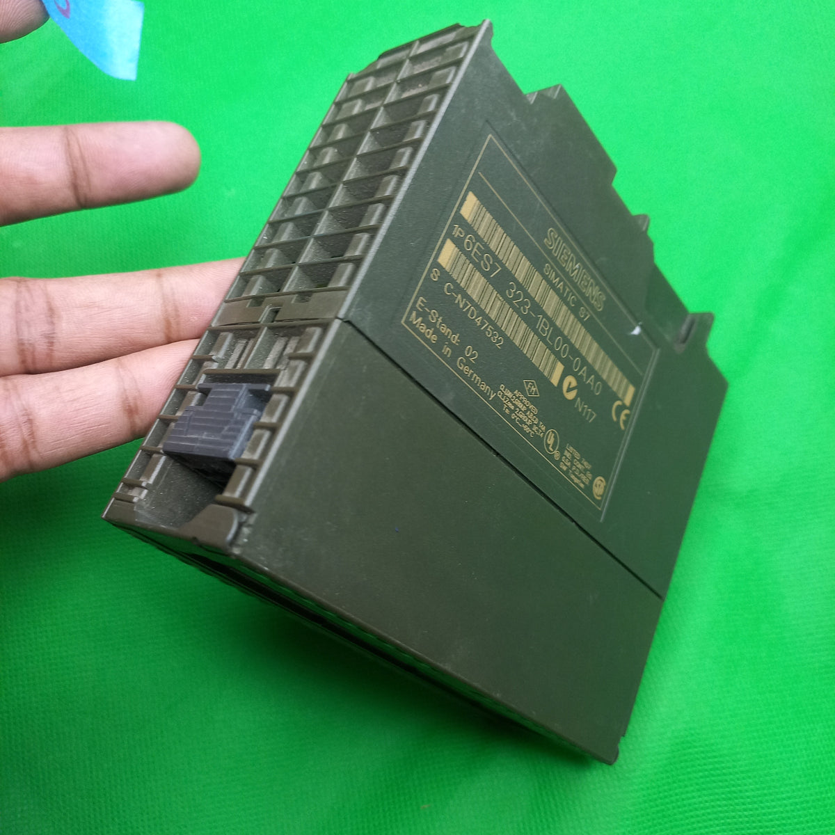 SM323 PLC module s7300 SIMATIC S7-300, digital module SM 323, isolated, 16 DI and 16 DO, 24 V DC, 0.5 A, total current 4 A, 1x 40-pole

