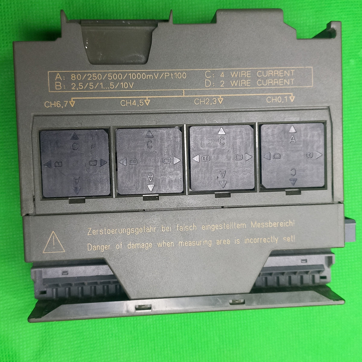 6ES73317KF020AB0
SM331, 8AI, 9/12/14Bit SIMATIC S7-300, analog input SM 331, isolated, 8 AI, resolution 9/12/14 bits