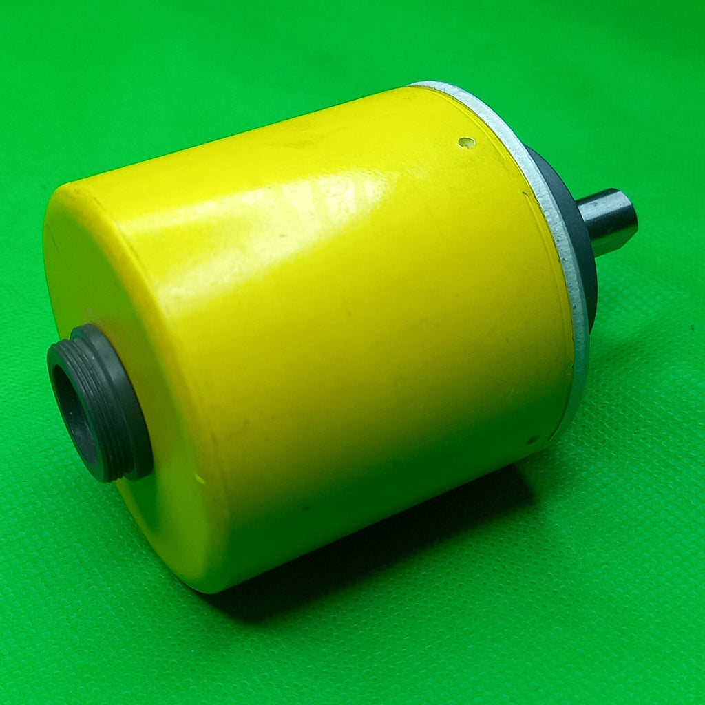 Side view of Encoder Stegmann DG60 | 456 Imp. |  530045631900 showing shaft and end coonnector and full width of encoder
