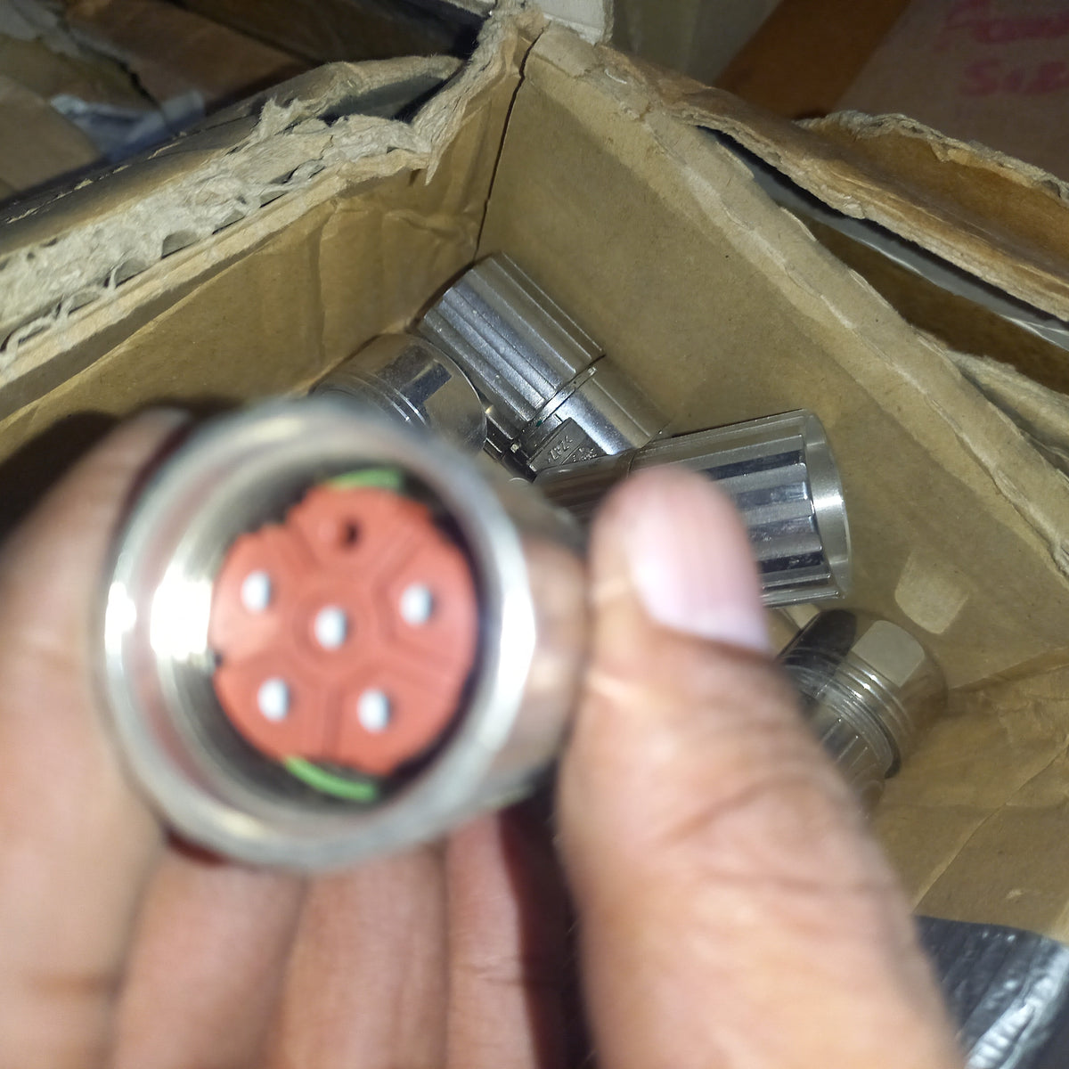 Need Emergency Repairing | Testing&nbsp; of your Servo Motor Power cables
- Connector Pin Broken
- Insert Change&nbsp;
- Connector Change