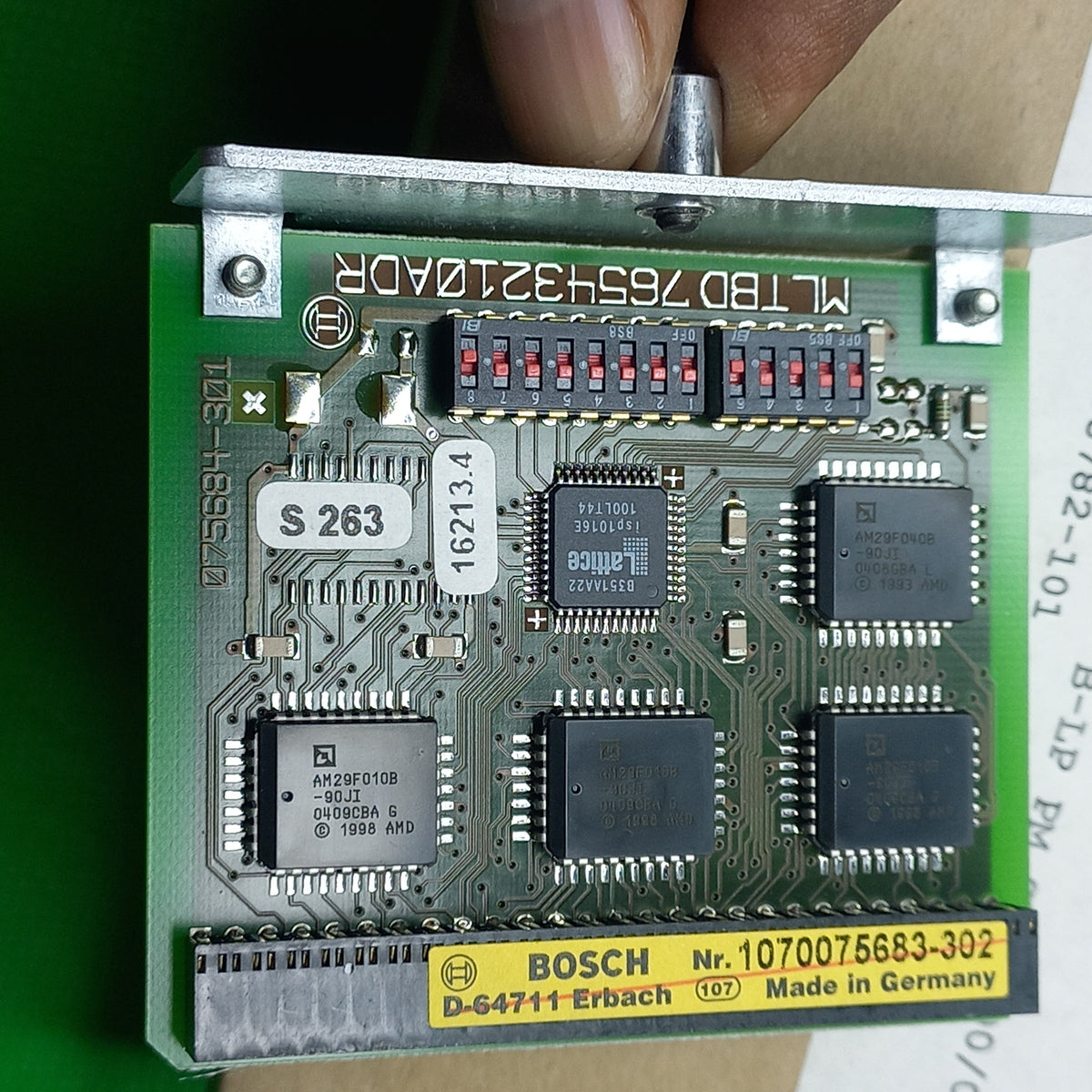 Main sticker on personality module reads Bosch 1070075683-302 PM SMA/000/0.52-D
1070088782-101