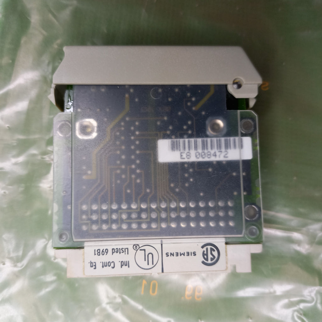 Rear side view of SIMATIC S5, 6ES5377-0BA31 RAM, 64KB
Misspelled sometimes as 6E55377-0BA31, 6ESS377-0BA31  Memory module 