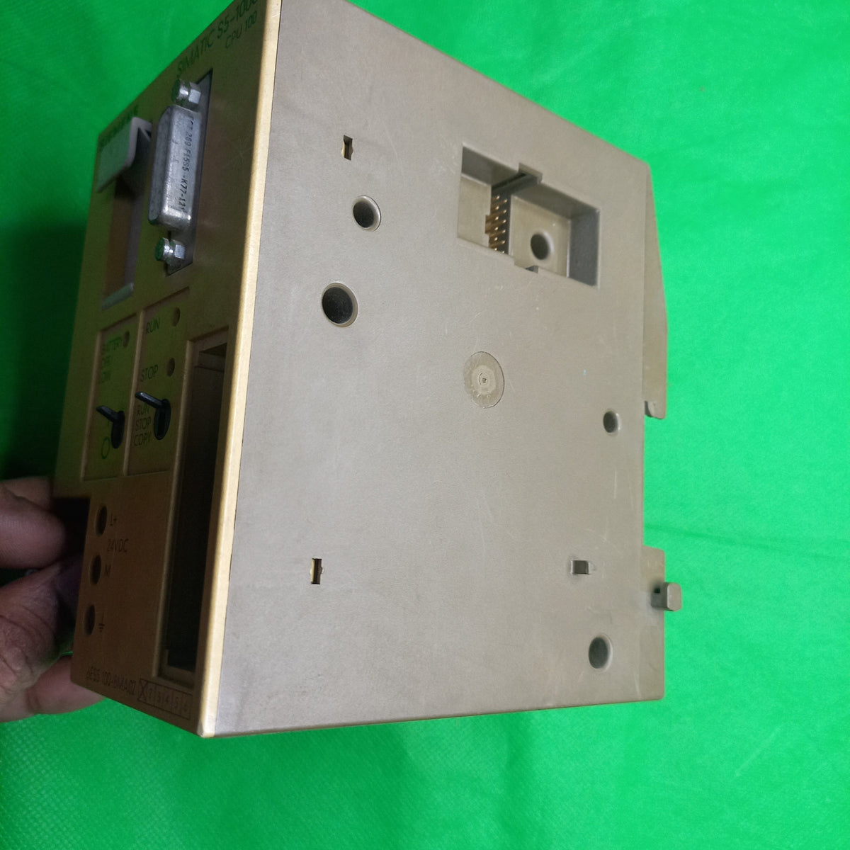CPU Siemens Simatic S5; 6E5 100-8MA02; Input 24V DC 1A
