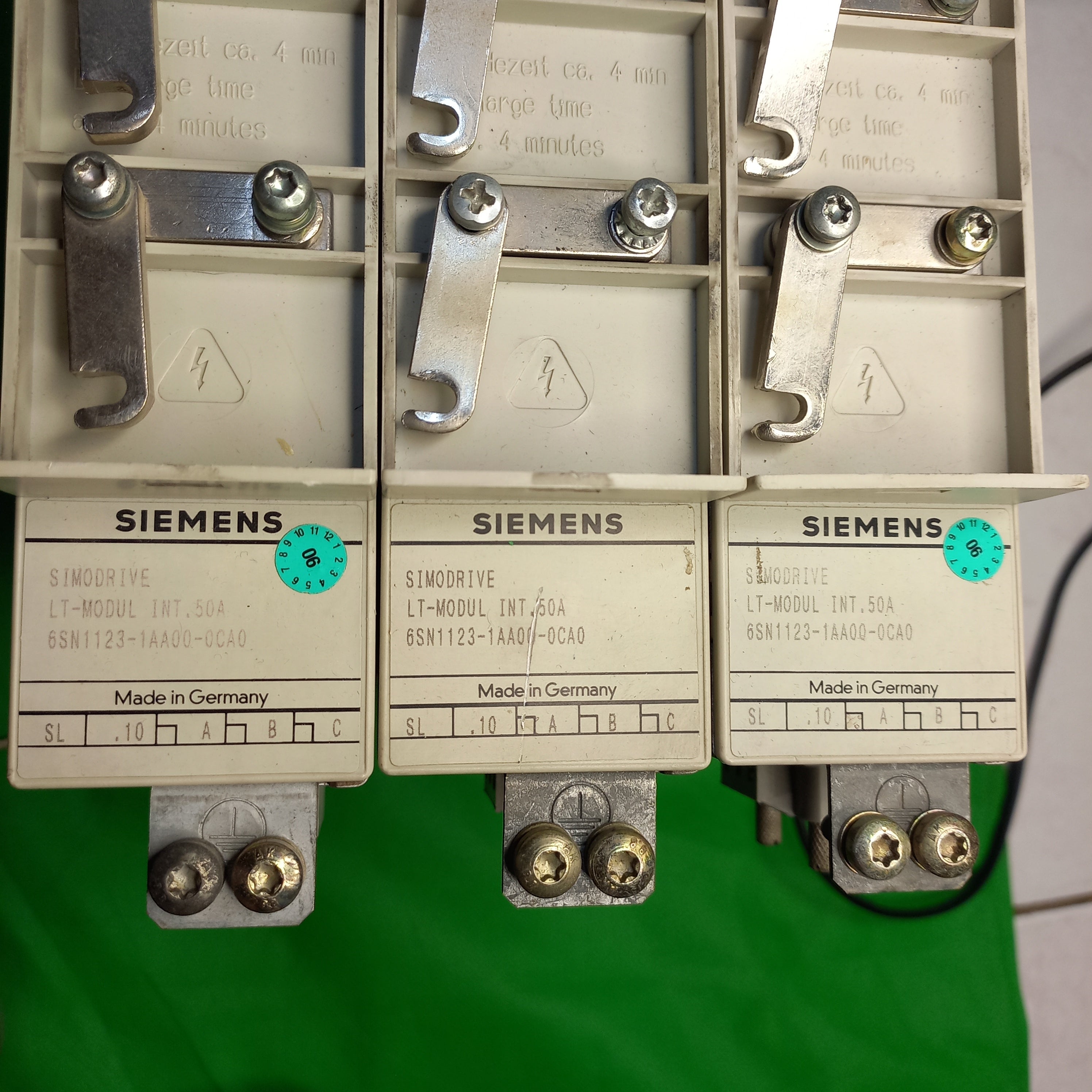 6SN1123-1AA00-0CA0 | SIMODRIVE 611 power module, 1-axis, 50 A 