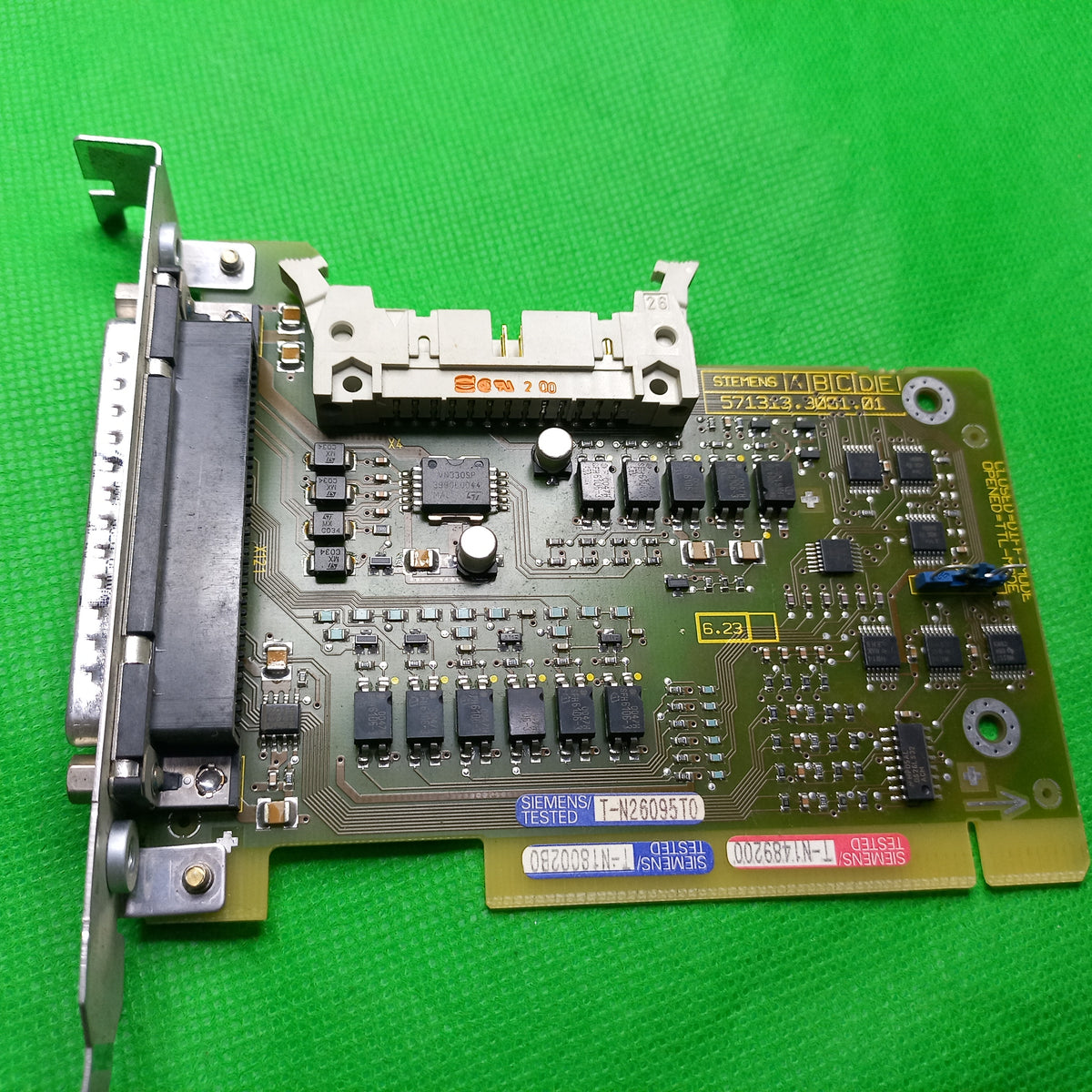 MCI-Board-Extension Internal 
6FC5222-0AA00-0AA1 Version A
GWE-570038925000 with Bracket for mounting inside cabinet 