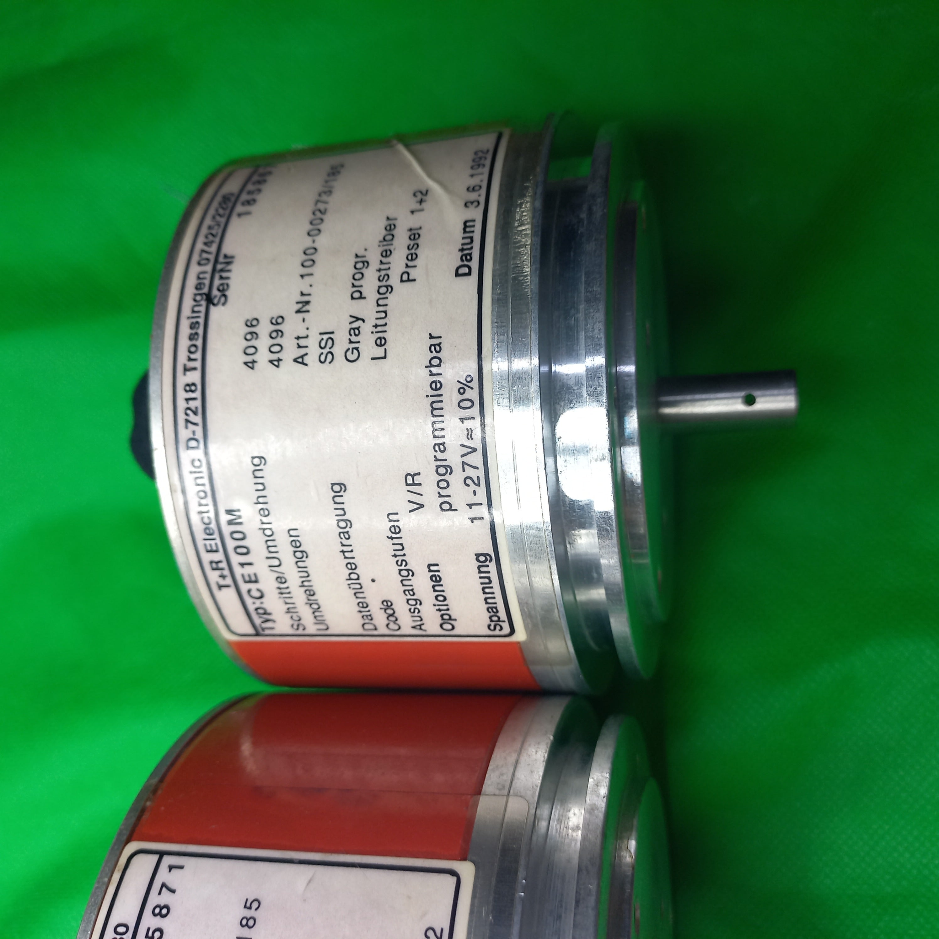 T+R Encoder 24 Bit Programmable ABsolute Encoder CE-100-M CE-1OO-M CE 100M CE 1OOM CE100M Grey 100-00273/185
T+R Encoder  CE-100-M CE-1OO-M CE 100M CE 1OOM CE100M Grey 100-00273/185