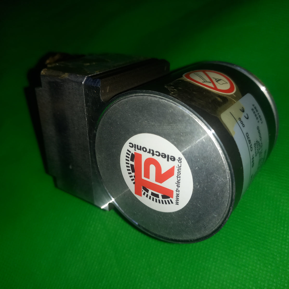 جهاز تشفير دوراني متعدد الدورات TR Electronic CEV58M Profibus DP طراز CEV58M-00026 بدقة 12 بت × 12 بت قابل للبرمجة