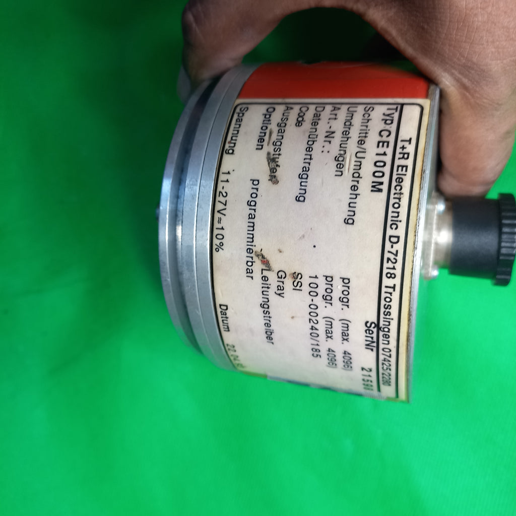 T+R Encoder CE100  100-00240/185 CE-100-M CE-1OO-M CE 100M CE 1OOM CE100M Grey
 

Location diameter: 100 PCD of holes:85 Encoder dia : 106
Absolute/Multi Turn-4096x4096/11-27Vdc/Shafted=14x23.75/ 
Steps / Revolution=4096Revolutions: 4096; GRAY-SSI
Location diameter: 100 PCD of holes:85 Encoder dia : 106
 
