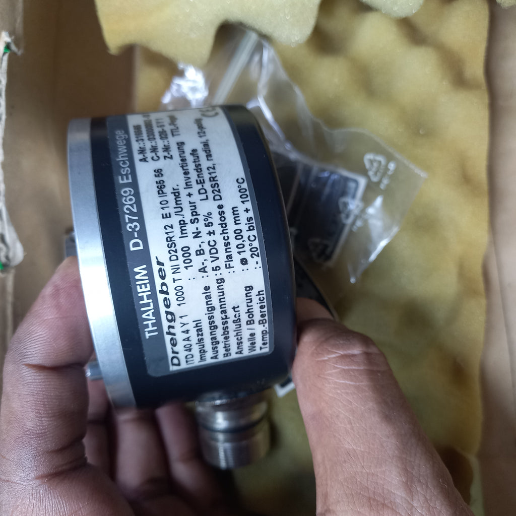 Baumer  ITD40A4 Y 1 1000 ITD40A4Y11000TNID2SR12E10IP66 1000 Pulse 5 VDC / TTL level, linedriver