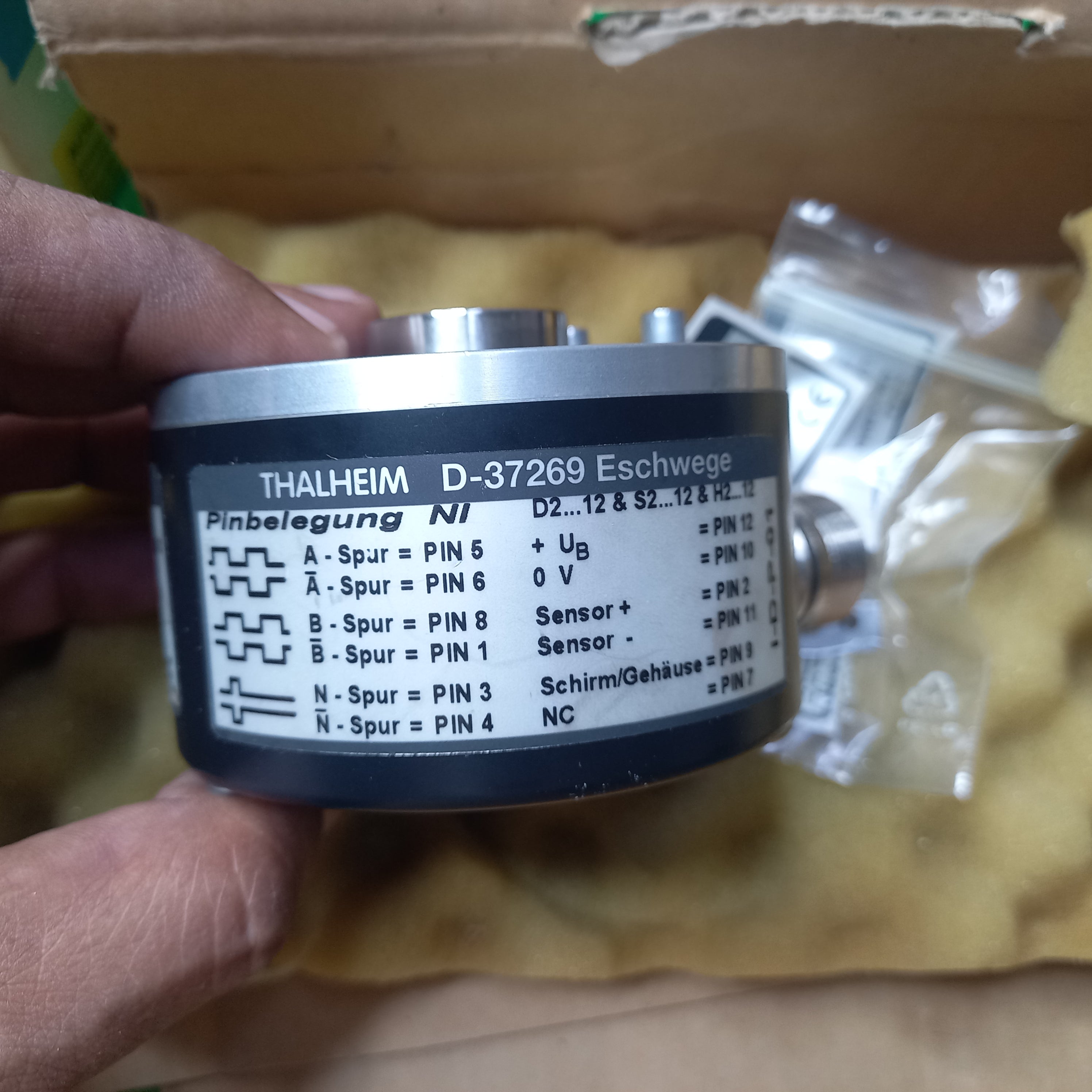 Baumer  ITD40A4 Y 1 1000 ITD40A4Y11000TNID2SR12E10IP66 1000 Pulse 5 VDC / TTL level, linedriver