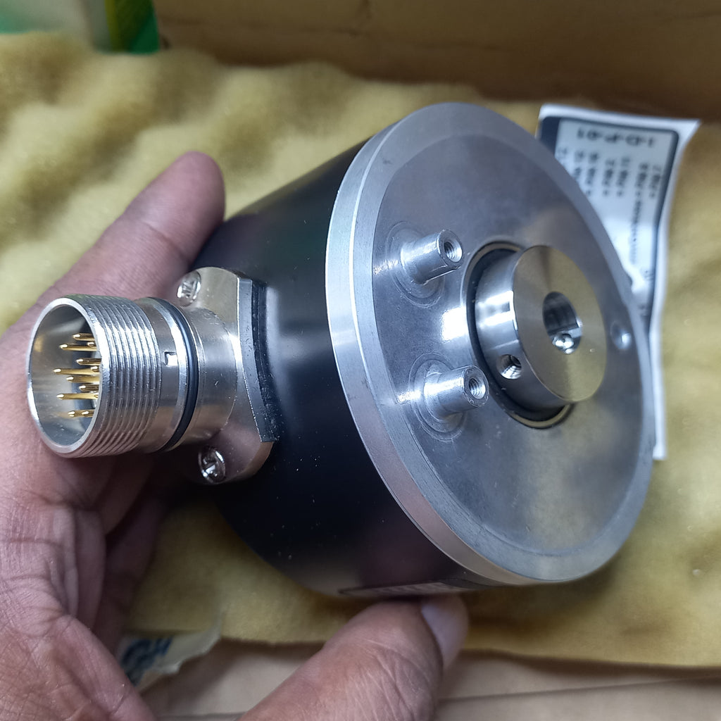 Baumer  ITD40A4 Y 1 1000 ITD40A4Y11000TNID2SR12E10IP66 1000 Pulse 5 VDC / TTL level, linedriver