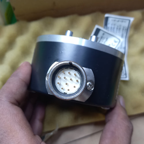 Baumer  ITD40A4 Y 1 1000 ITD40A4Y11000TNID2SR12E10IP66 1000 Pulse 5 VDC / TTL level, linedriver