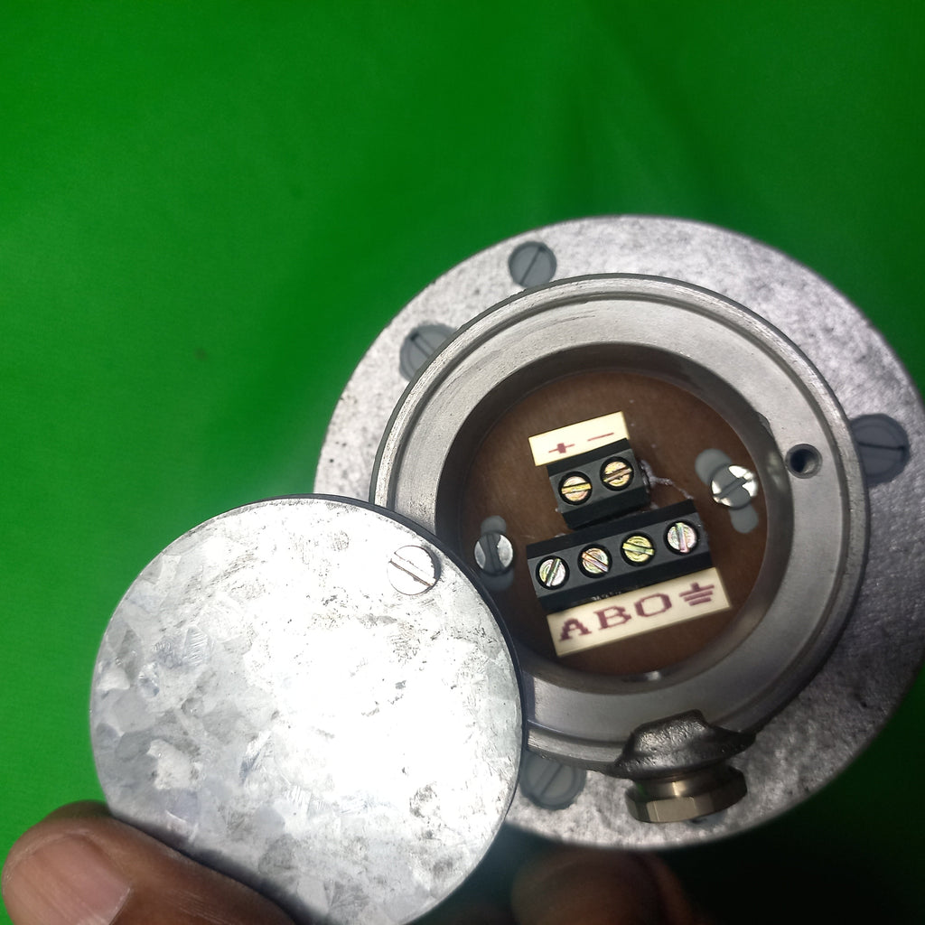 Where to connect Signal wires Terminal Block cover OPEN for 
THALHEIM DREHIMPULSGEBER ITD4 B10