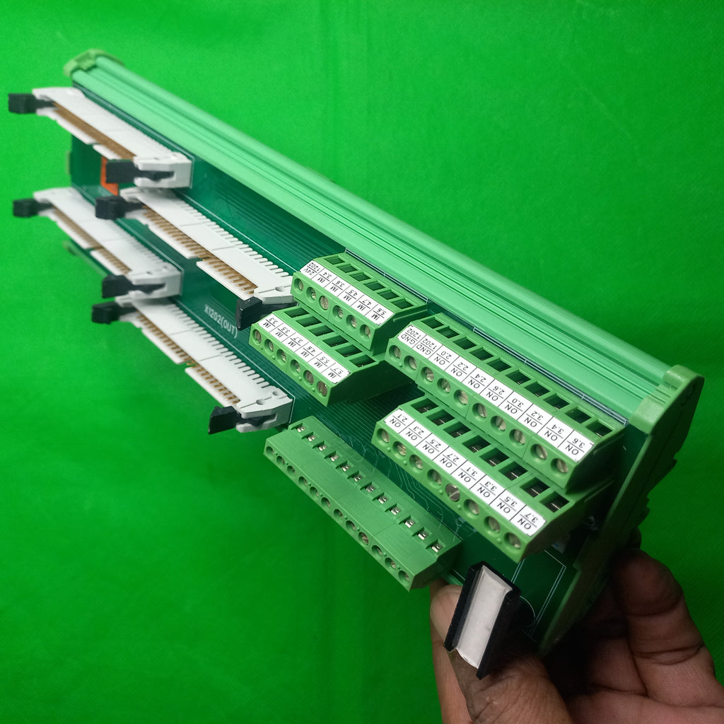 802d Siemens, input output wiring module ULEXP802D-TB Sinumerik PP72/48 Wiring Module Ribbon Cable to Terminal Module