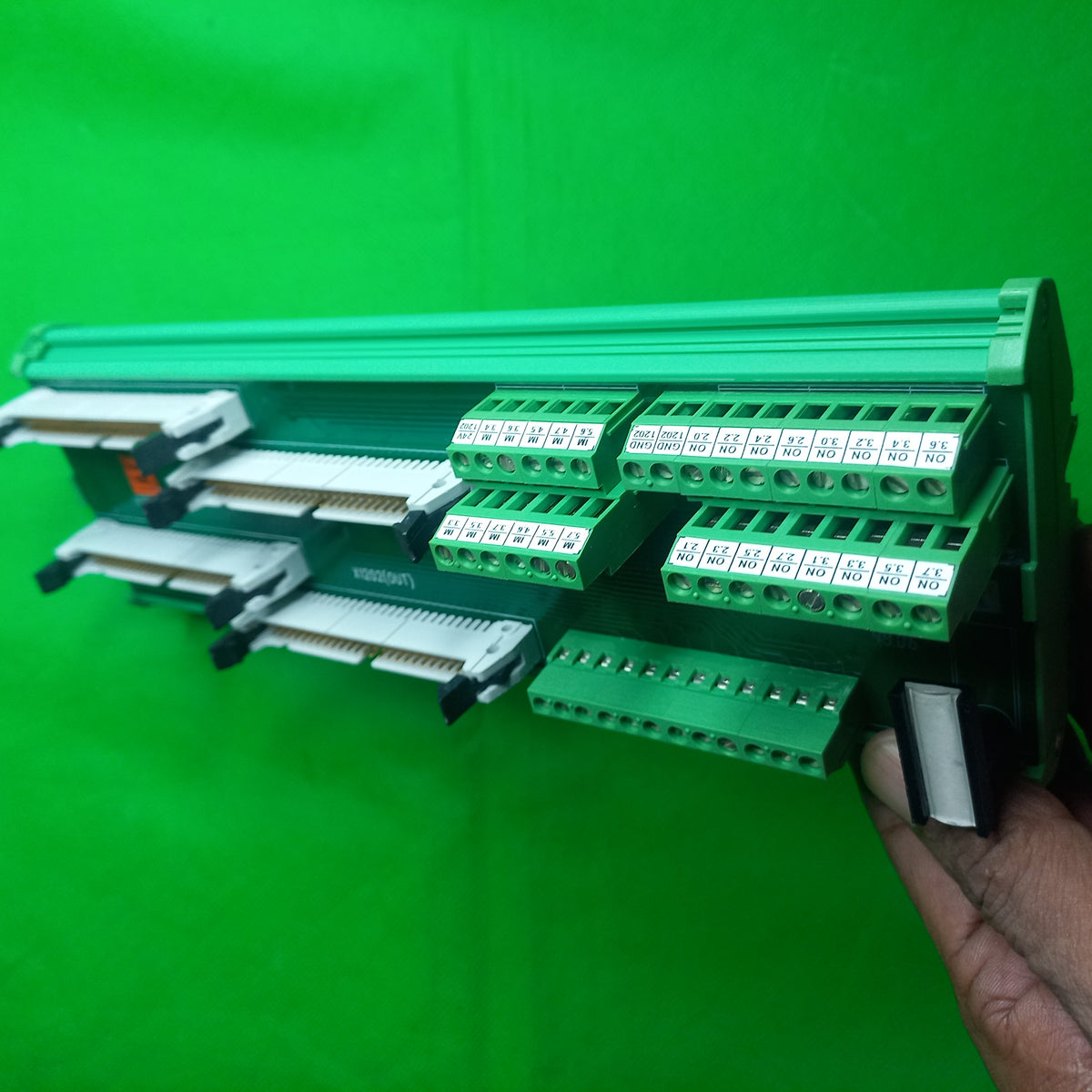 802d Siemens, input output wiring module For MCP , limit switches sensors on machine to PP72/48 module ULEXP802D-TB Sinumerik PP72/48 Wiring Module Ribbon Cable to Terminal Module