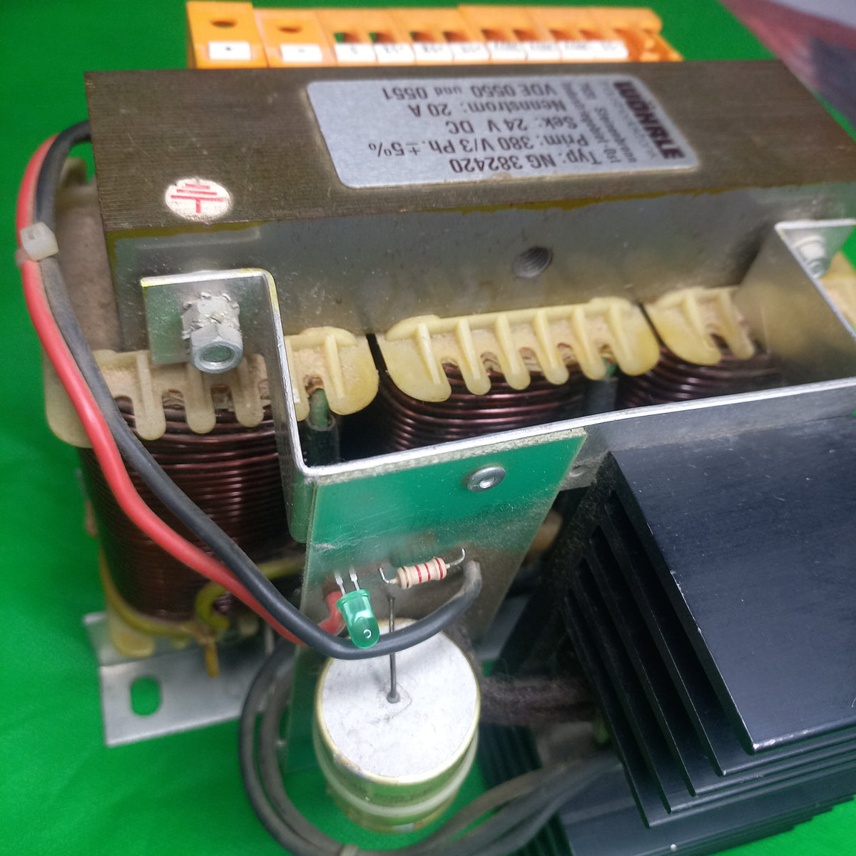 Wohrle Industrieelektronik 
Typ: NG382420
Prim: 380V/3Ph.  +/- 5%