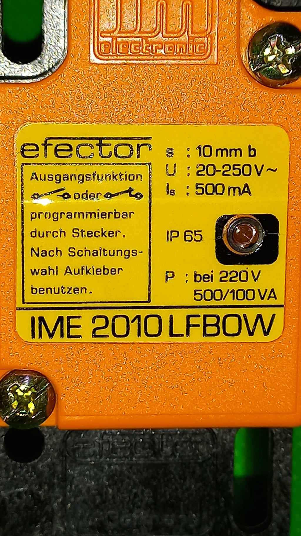 Specificaiton of efector IME 2010 LFBOW, NO or NC Programmable 20x40x40 Size, sensign, 10mm, 15mm, 20mm with different mountings