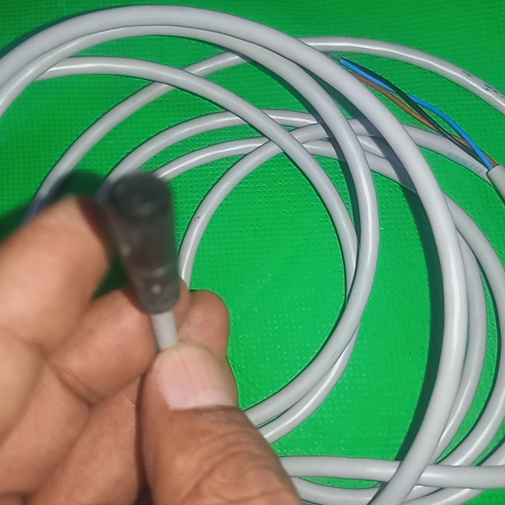 Festo 15679 SIM-K-GD-2.5 Proximity Sensor Cable, 3-Pin 