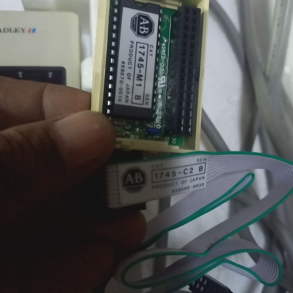Allen bradley SLC Programmer CAT 1745-PT1 SER A Complete kit with EEPROM 1745-M1 and Cable 1745-C2 B