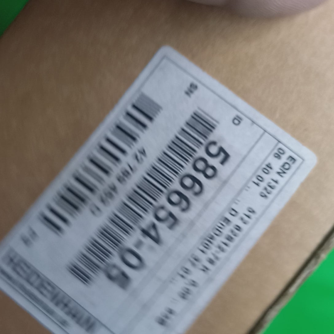 Video showing Factory sealed box of EnDAT Encoder EQN1325 512 with ID 586654-05