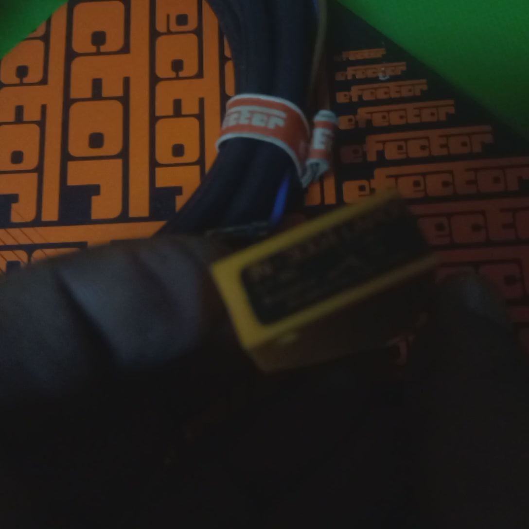 Video showing Inductive sensor,  IN 5014, IN-3004LAPOG, PNP,NC, Range_4mm,