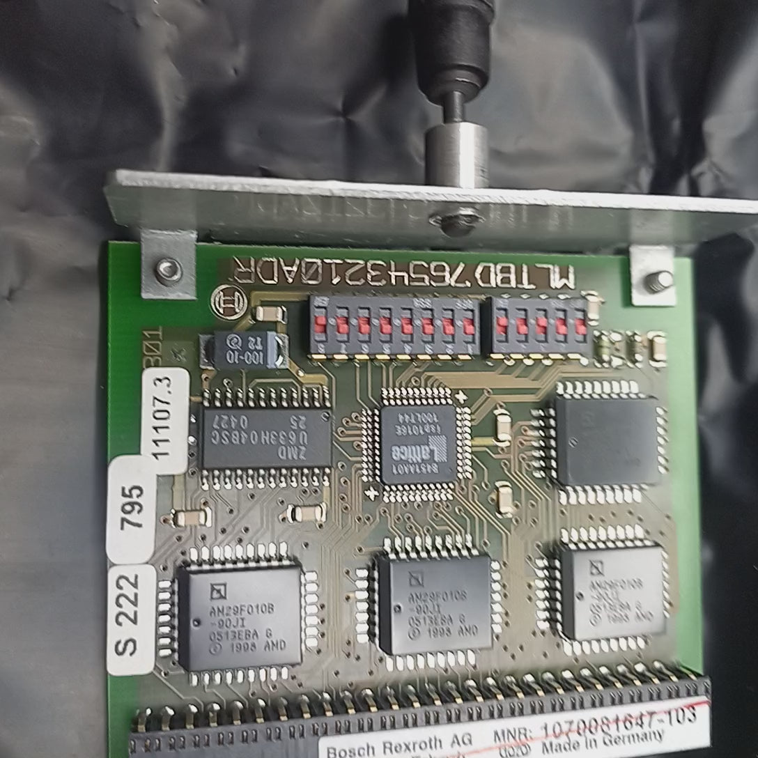 Video Rexroth Bosch | Servo dyn Module
Servodyn D,Nr. 1070086602-104,
B-LP PM SMA/020/0.502-D