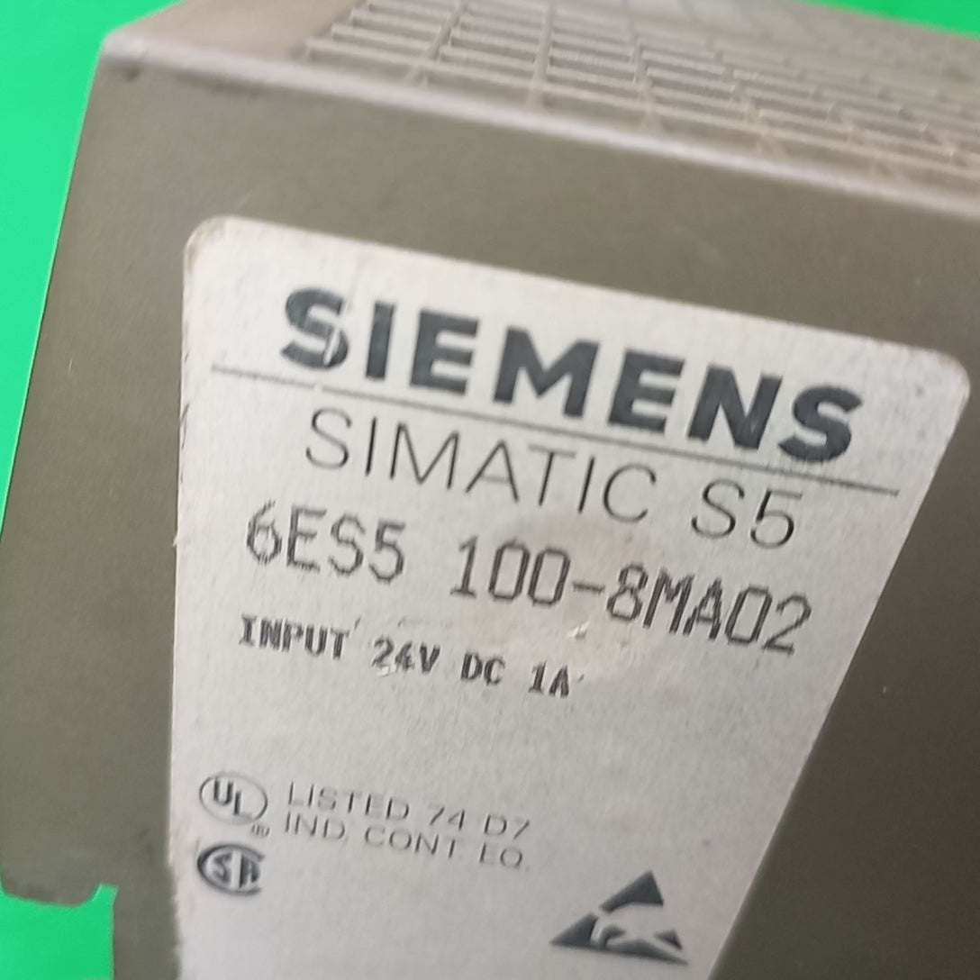 Siemens Simatic S5; 6E5 100-8MA02; Input 24V DC 1A