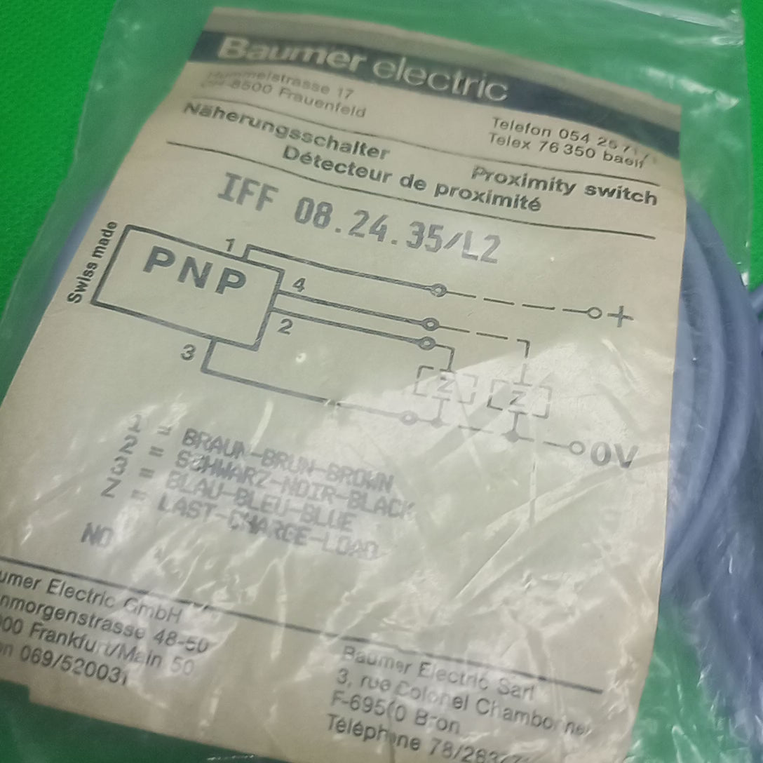 Video unoboxing of Baumer - IFF 08.24.35/L2 INDUCTIVE SENSOR, 8X8X40MM, 1.5MM 