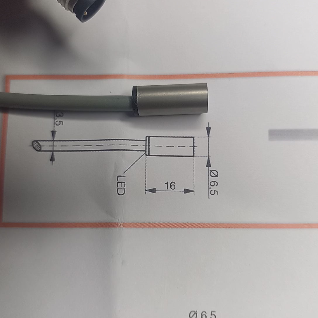 DW-AD-603-065 video contrinex 6.5mm dia 1.5mm sensing