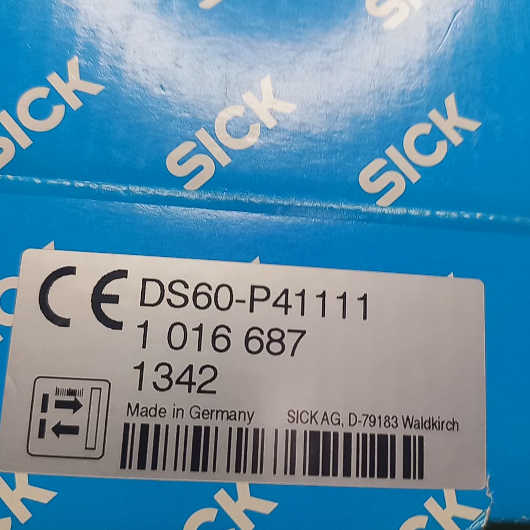 video distance sensor SICK DS60 unboxing Sick DS60P41111 _ 1016687 
