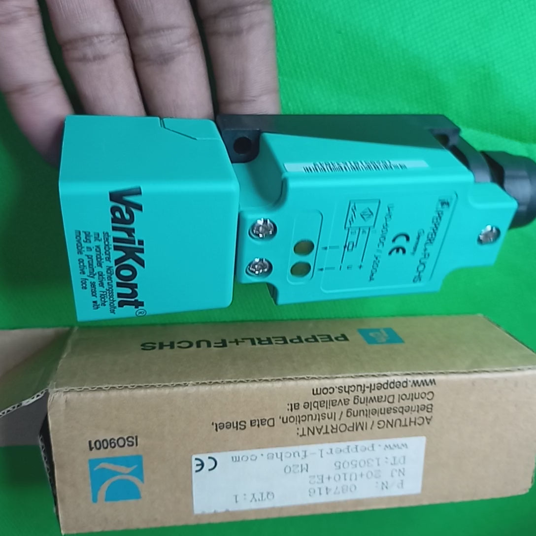 Video of ounboxing of Pepperl-Fuchs, Inductive sensor_NJ20+U10+E2; 087416, PNP, NO, sn=20mm, flush