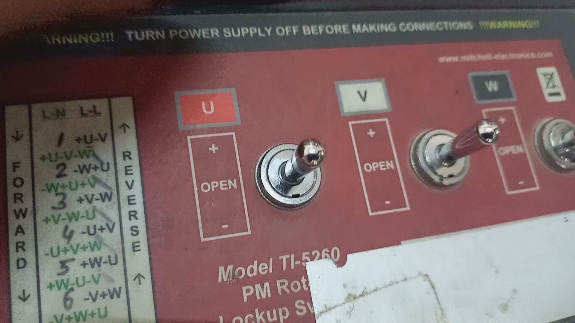 
Video installation of  SRS50-HFA0-K21 | 1037067) for
AllenBradley servo motor MPL-B4530F-S 