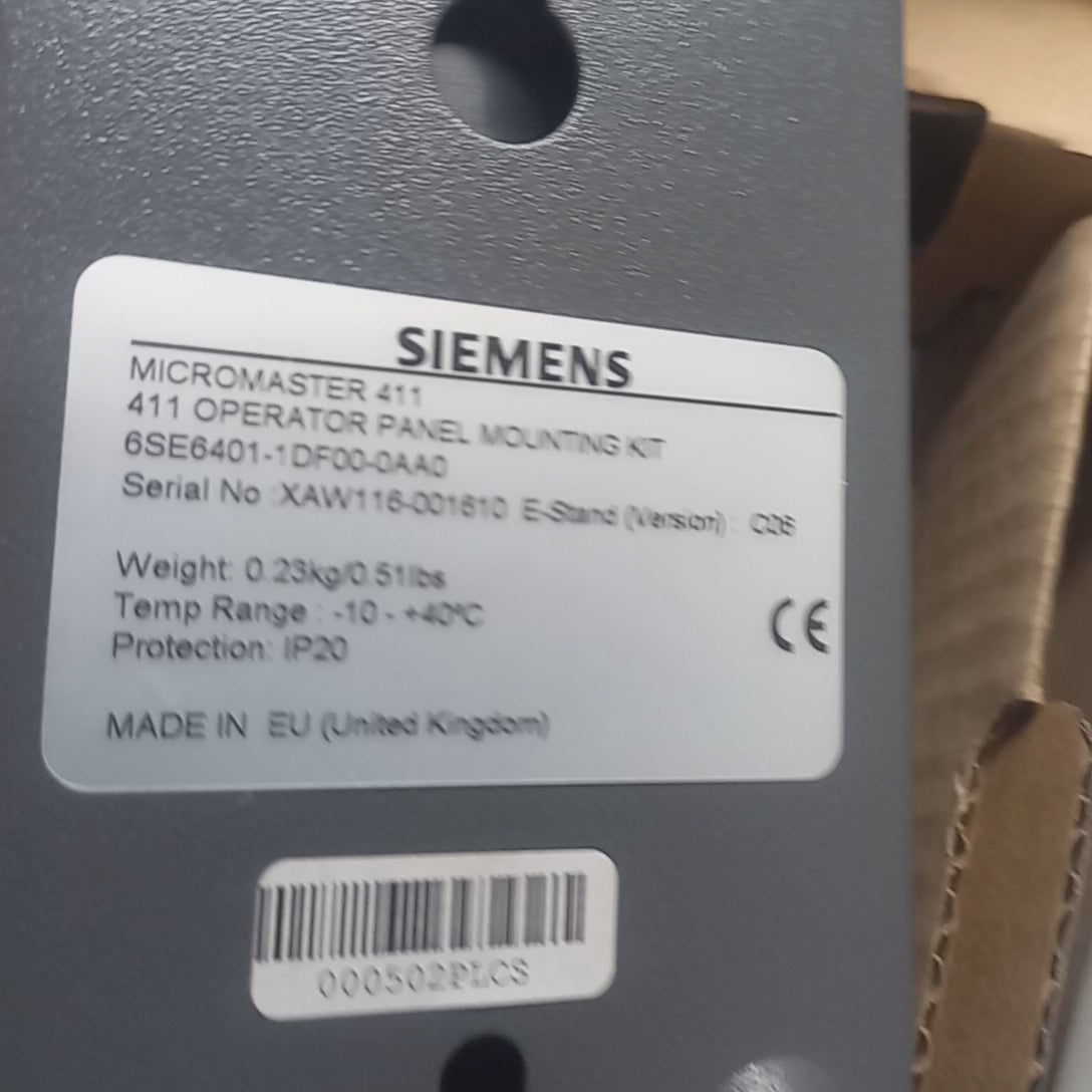 Video of Unboxing the Siemens 6SE6401-1DF00-0AA0 MICROMASTER 4 Operator panel mounting kit for MM411 and CM411 