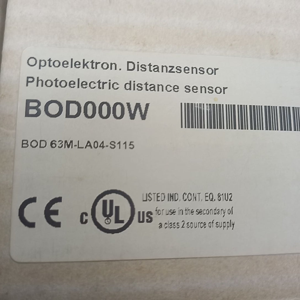 video showing sealed box of Balluff Photoelectric Distance Sensor 
BOD000W
BOD 63M-LA04-S115