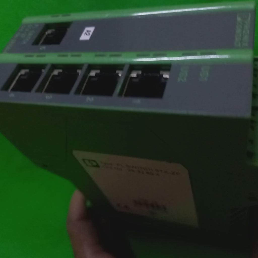 Unboxing video of FL SWITCH 5TX-ZF - Industrial Ethernet Switch Phoenix 2832894&nbsp;