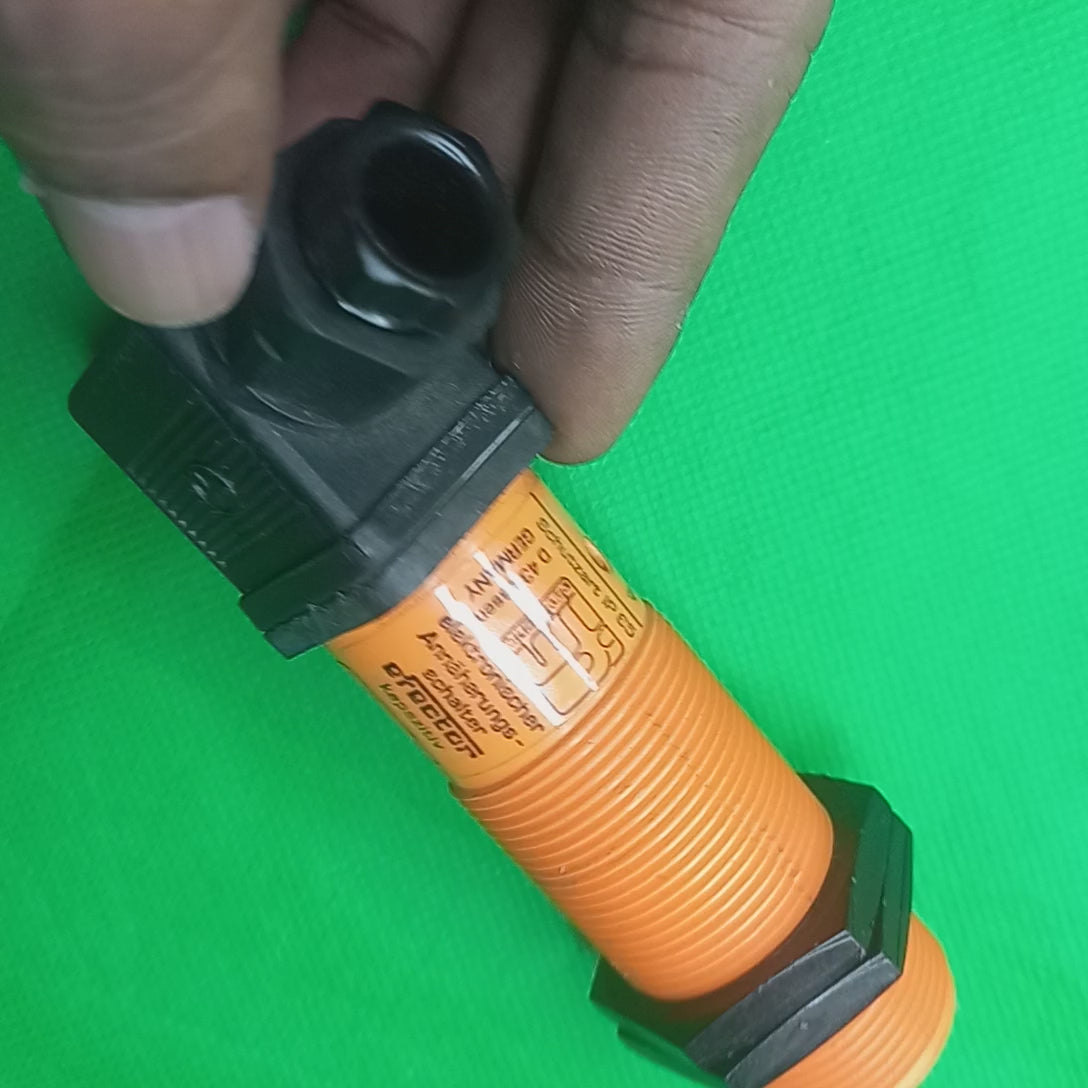 Video of capcitive sensor K13015 KI3015 KI-3015LFPKG/SS-000-K
NO NC Programmable 
3-15mm sensing 
10-55v DC
250mA
