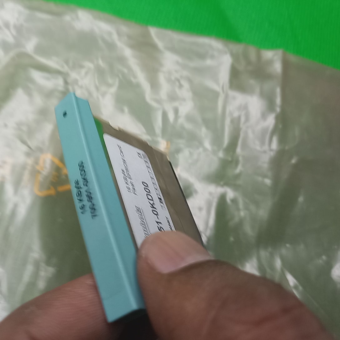 Video of ready stock HELMHOLZ 700.951.0KD00 EPROM CARD, FLASH, FOR USE IN CPU 313 TO CPU 318-2

Brand: HELMHOLZ | MPN: 700-951-0KD00