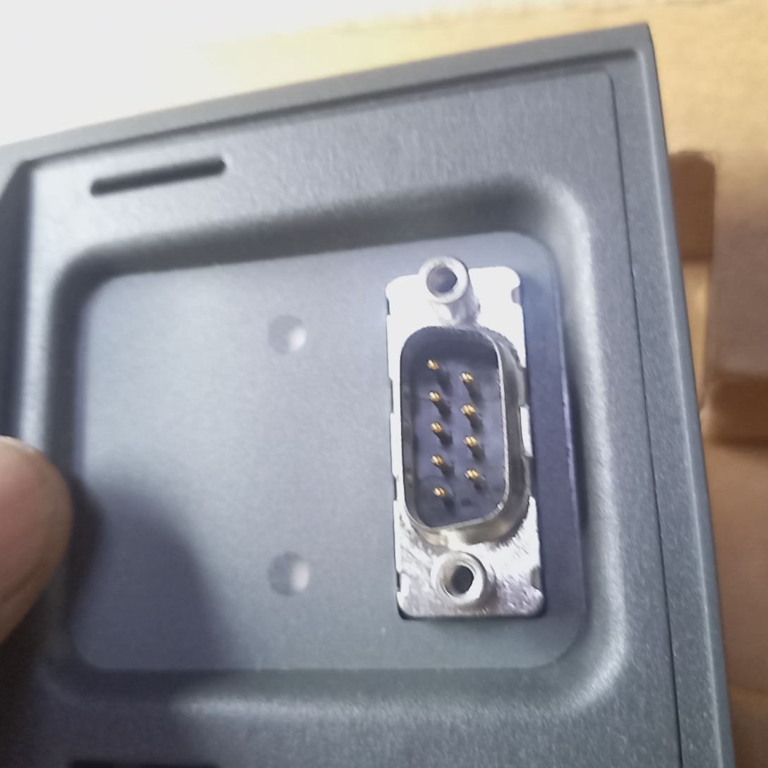 Video of Micromaster 4 6SE6400-1PC00-0AA0 PC Inverter kit with cable 